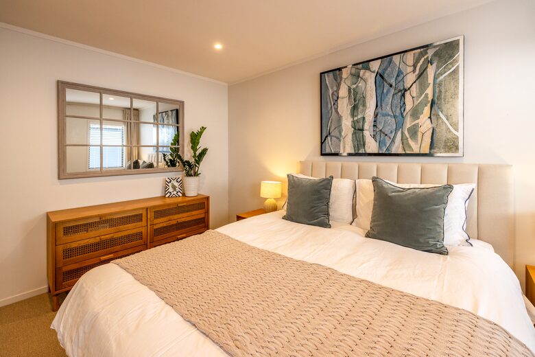 Premier Coastal Haven on Onetangi Bay - Onetangi, Waiheke Island, New Zealand
