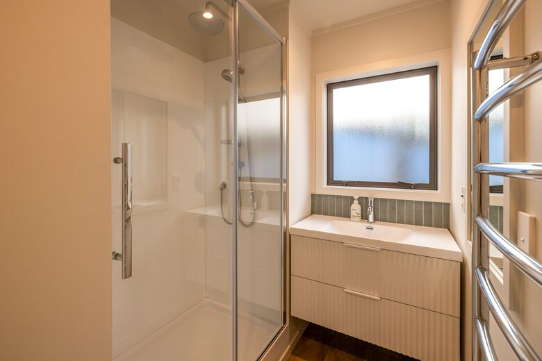 Premier Coastal Haven on Onetangi Bay - Onetangi, Waiheke Island, New Zealand