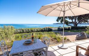 Premier Coastal Haven on Onetangi Bay - Onetangi, Waiheke Island, New Zealand