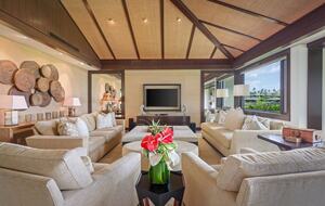 Elegant Hawaiian Retreat with Fairway Views - Kailua Kona, Hawaii