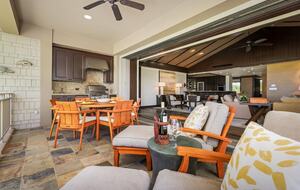 Elegant Hawaiian Retreat with Fairway Views - Kailua Kona, Hawaii