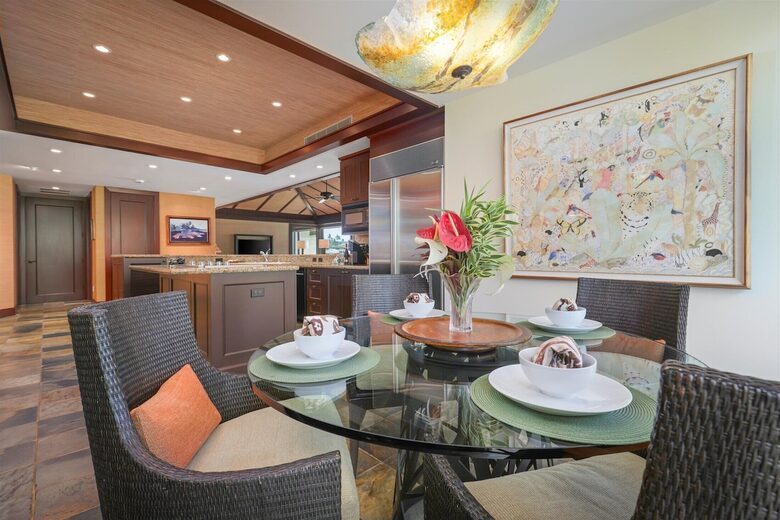 Elegant Hawaiian Retreat with Fairway Views - Kailua Kona, Hawaii