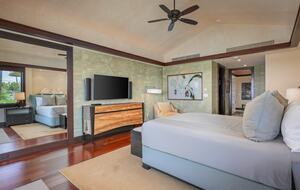 Elegant Hawaiian Retreat with Fairway Views - Kailua Kona, Hawaii