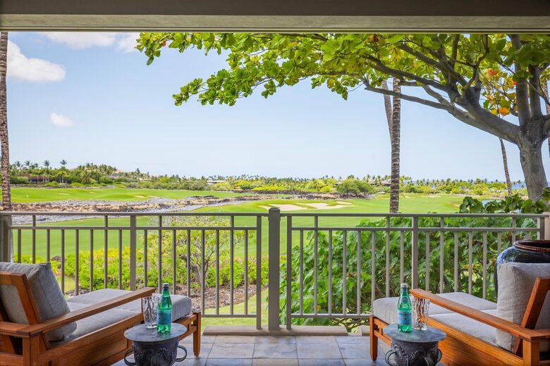 Elegant Hawaiian Retreat with Fairway Views - Kailua Kona, Hawaii