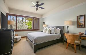 Elegant Hawaiian Retreat with Fairway Views - Kailua Kona, Hawaii