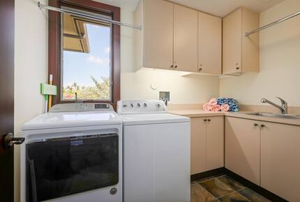 Elegant Hawaiian Retreat with Fairway Views - Kailua Kona, Hawaii