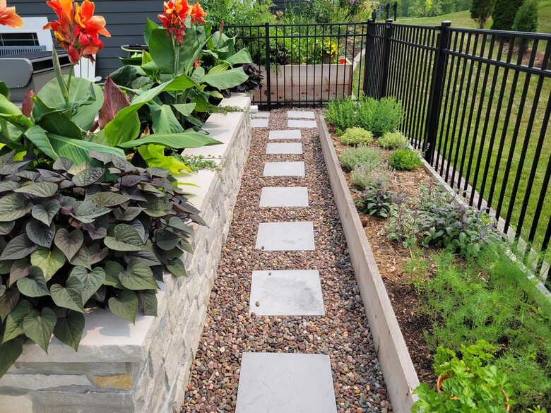 Fox Lake Village Retreat with Saltwater Pool & Hot Tub - Waukesha, Wisconsin