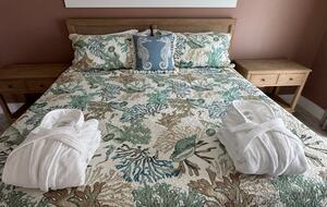 Modern Canal-Front Escape in Southwest Cape Coral - Cape Coral, Florida