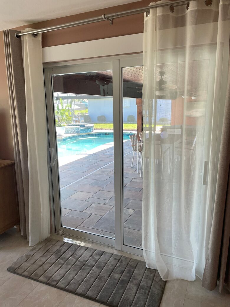 Modern Canal-Front Escape in Southwest Cape Coral - Cape Coral, Florida