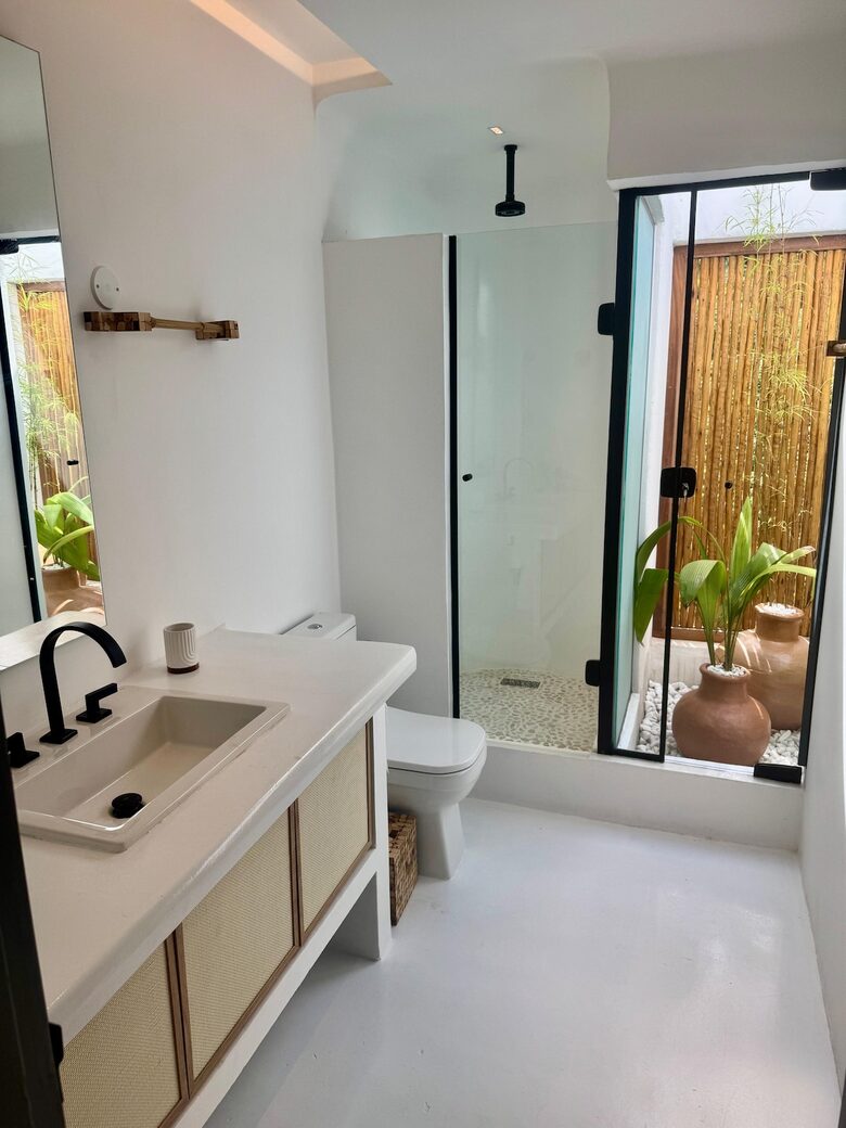 Sophisticated Ilhabela Escape with Elevated Sea Views - Ilhabela, Brazil