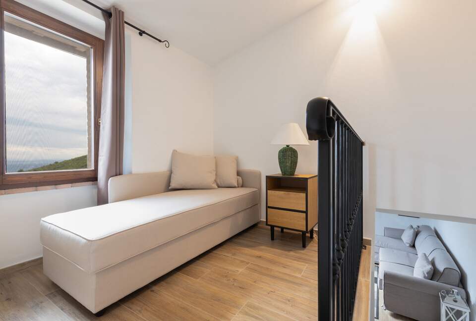 A Refined Country Estate in Umbria - Trevi, Italy