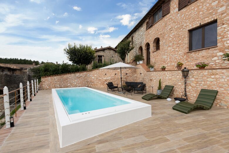 A Refined Country Estate in Umbria - Trevi, Italy