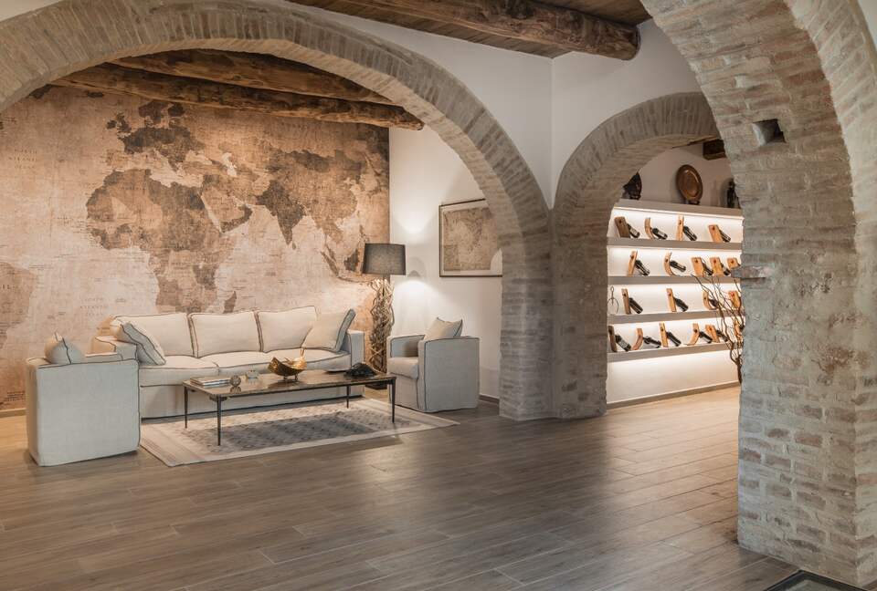 A Refined Country Estate in Umbria - Trevi, Italy