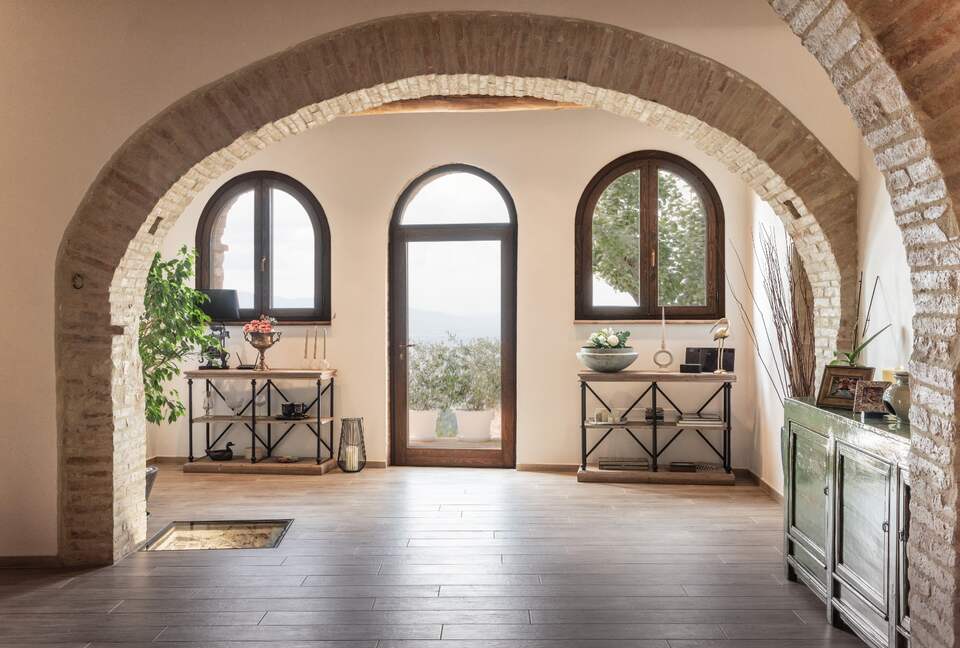 A Refined Country Estate in Umbria - Trevi, Italy