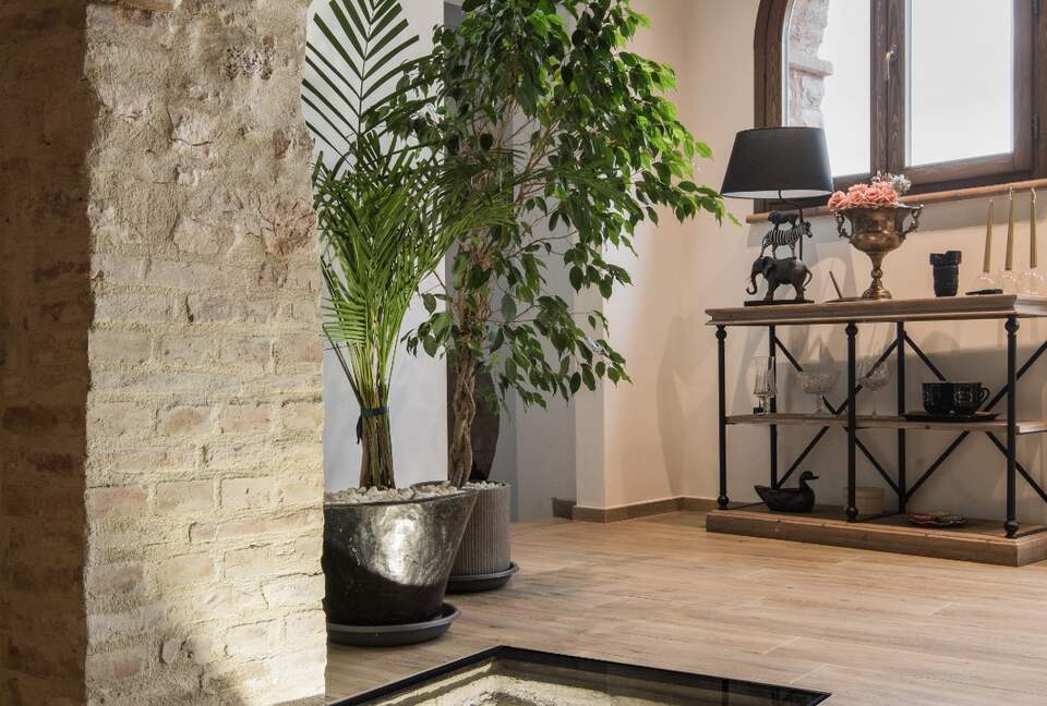 A Refined Country Estate in Umbria - Trevi, Italy