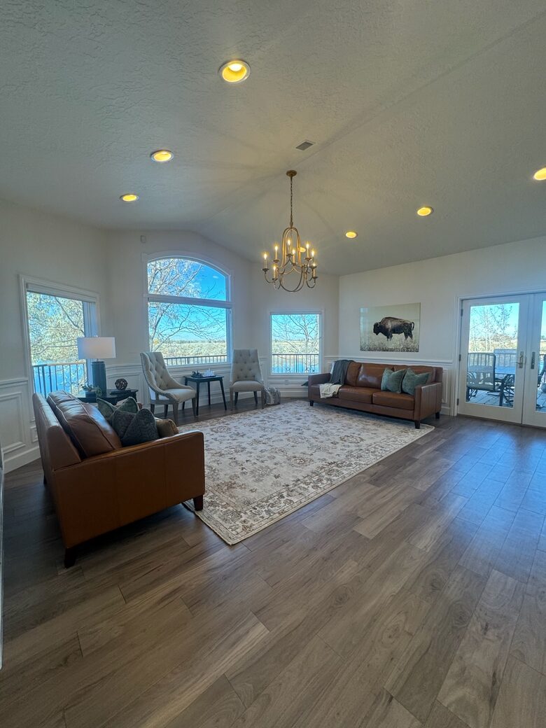 Elegant Idaho Home Overlooking the Snake River - Burley, Idaho