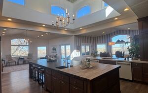 Elegant Idaho Home Overlooking the Snake River - Burley, Idaho