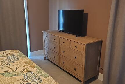 Modern Canal-Front Escape in Southwest Cape Coral - Cape Coral, Florida