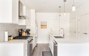 Contemporary Home Base in Lynn Valley - North Vancouver, Canada