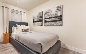 Contemporary Home Base in Lynn Valley - North Vancouver, Canada