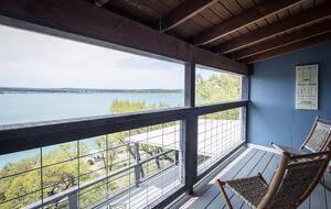 Elegant Hilltop Retreat with Panoramic Canyon Lake Views - Canyon Lake, Texas