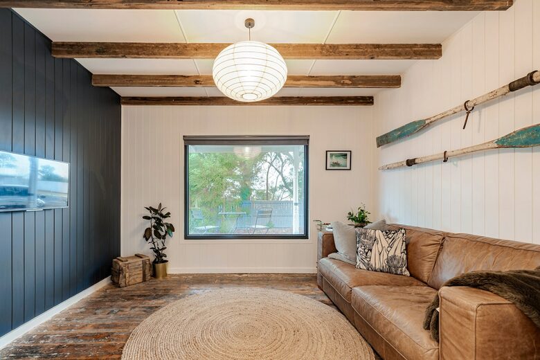 Captain’s Cottage | Charming Coastal Escape in St Leonards - St Leonards, Australia