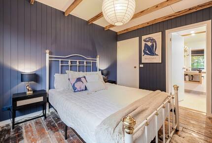 Captain’s Cottage | Charming Coastal Escape in St Leonards - St Leonards, Australia