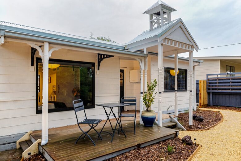 Captain’s Cottage | Charming Coastal Escape in St Leonards - St Leonards, Australia