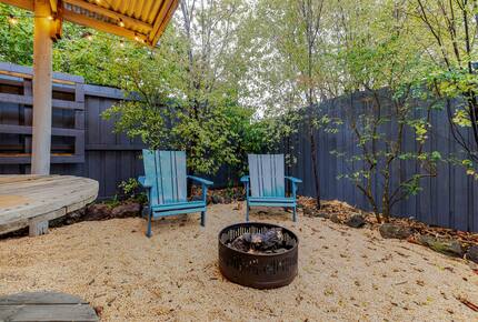 Captain’s Cottage | Charming Coastal Escape in St Leonards - St Leonards, Australia