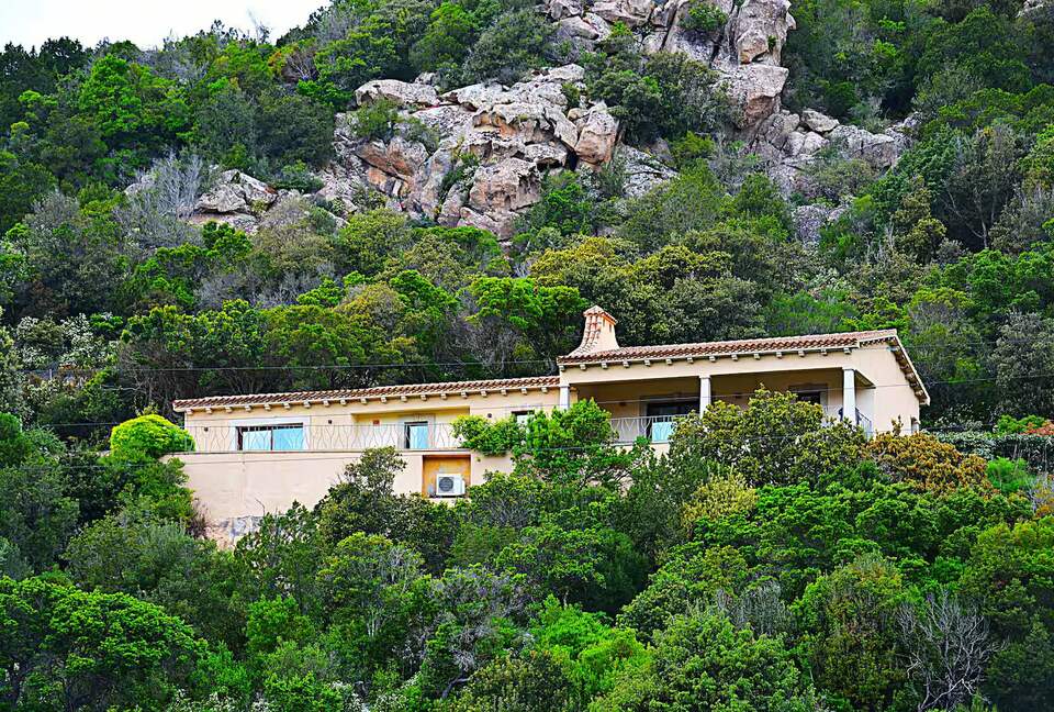Serene Mountain-View Villa in Northern Sardinia - Arzachena, Italy