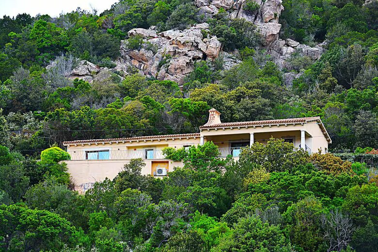 Serene Mountain-View Villa in Northern Sardinia - Arzachena, Italy