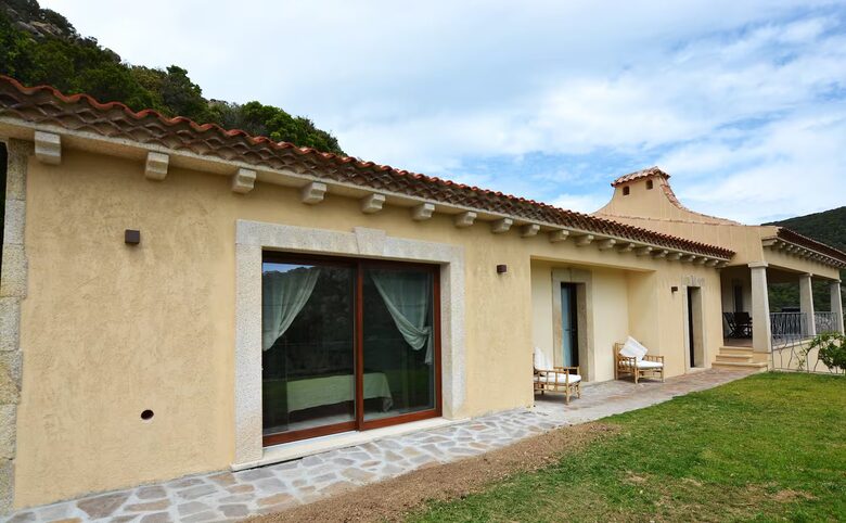 Serene Mountain-View Villa in Northern Sardinia - Arzachena, Italy
