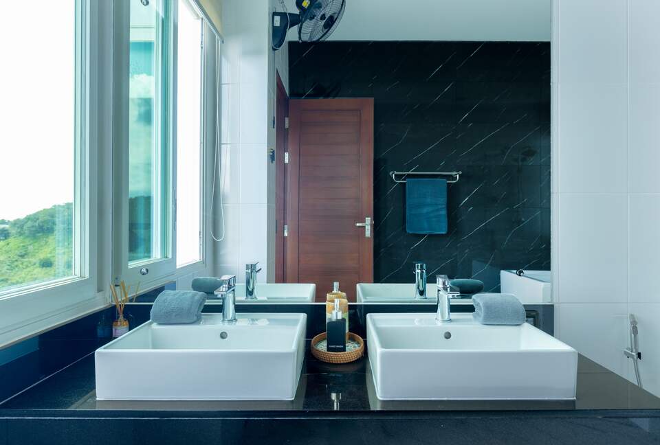 The Villa in the Sky - Kathu, Thailand