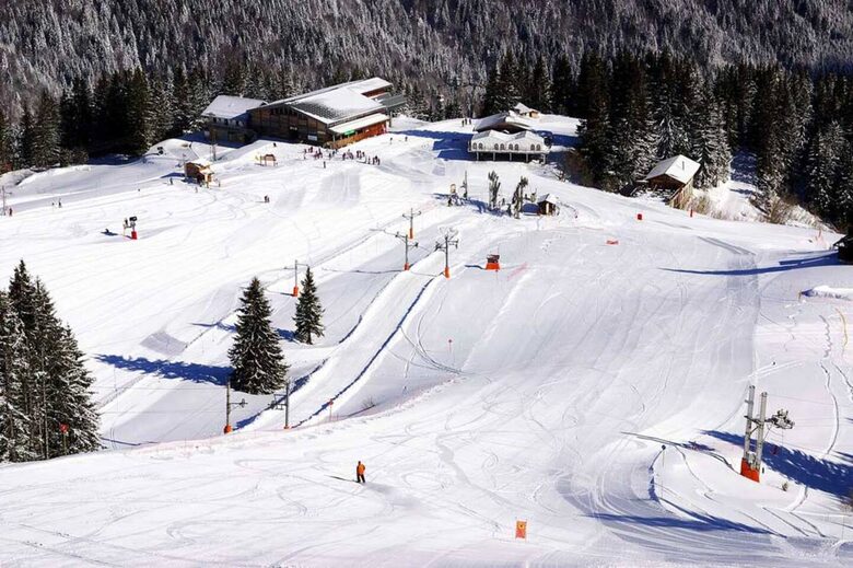 Chalet-Style Apartment in the French Alps - St Jean d’Aulps, France