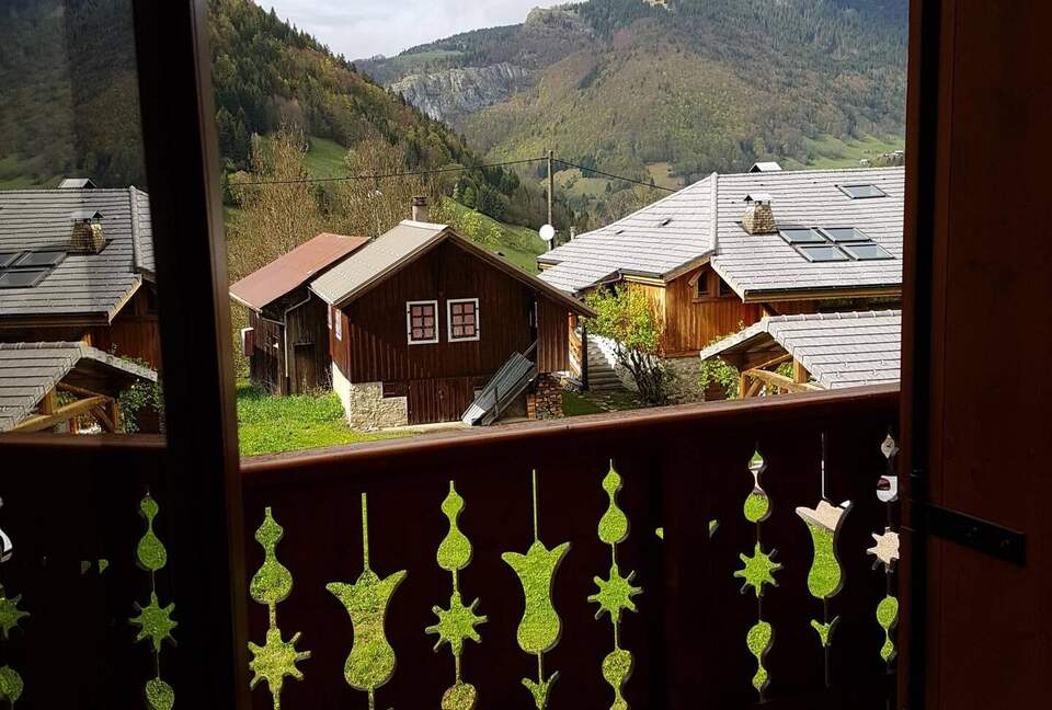 Chalet-Style Apartment in the French Alps - St Jean d’Aulps, France