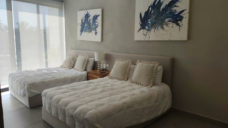 AZHA - Acapulco de Juarez, Mexico