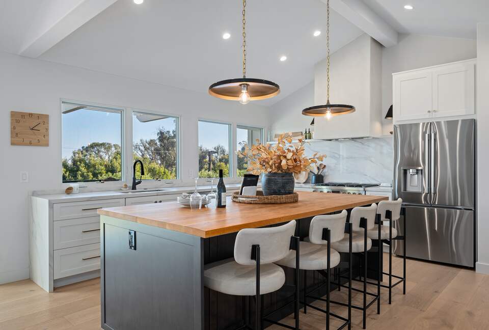 Modern Mesa Retreat with Ocean, Mountain & Garden Views - Santa Barbara, California