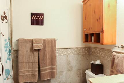 Cozy Avon Getaway with Mountain Views - Avon, Colorado