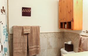 Cozy Avon Getaway with Mountain Views - Avon, Colorado