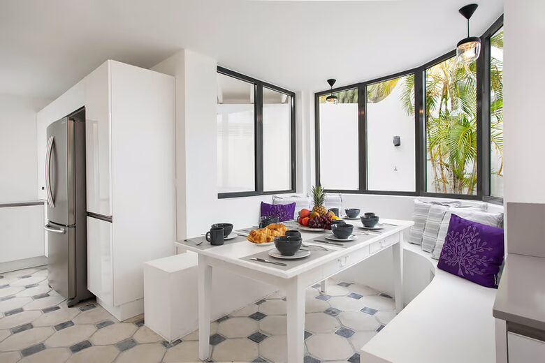 Amethyst - Terres Basses, Saint Martin (French part)