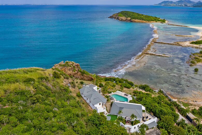 Amethyst - Terres Basses, Saint Martin (French part)