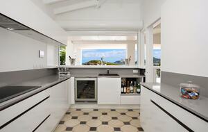 Amethyst - Terres Basses, Saint Martin (French part)