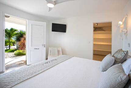 Amethyst - Terres Basses, Saint Martin (French part)