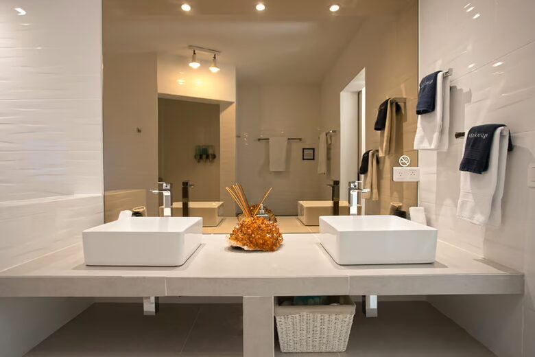 Amethyst - Terres Basses, Saint Martin (French part)