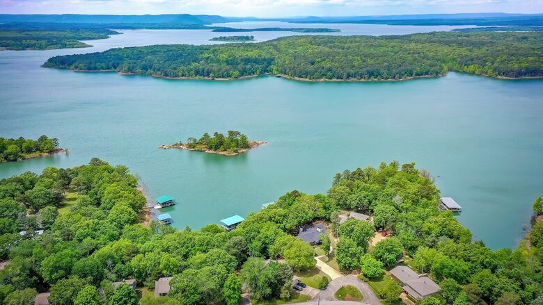 Modern Heber Springs Lakehouse with Sunset Views - Heber Springs, Arkansas