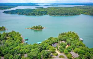 Modern Heber Springs Lakehouse with Sunset Views - Heber Springs, Arkansas