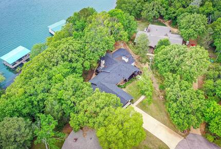 Modern Heber Springs Lakehouse with Sunset Views - Heber Springs, Arkansas