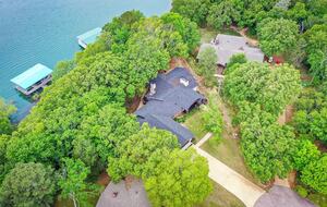 Modern Heber Springs Lakehouse with Sunset Views - Heber Springs, Arkansas