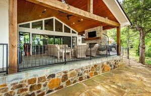 Modern Heber Springs Lakehouse with Sunset Views - Heber Springs, Arkansas