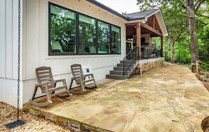 Modern Heber Springs Lakehouse with Sunset Views - Heber Springs, Arkansas